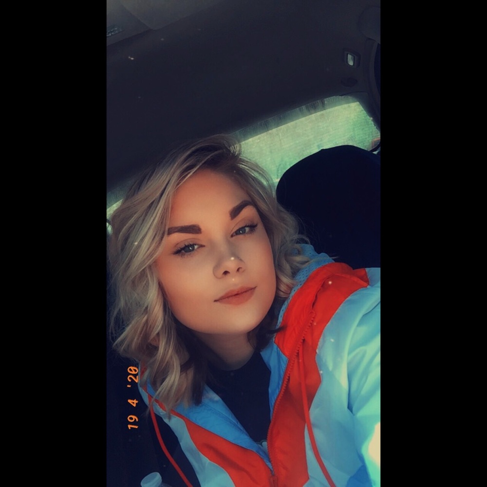 Meet your Posher, Sierra